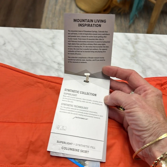 Stylish Puff Orange Mini Skirt with Zipper perfect for Winter ❄️ - Picture 5 of 16